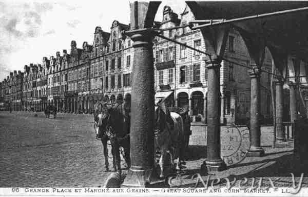 ARRAS 62,  Grand Place