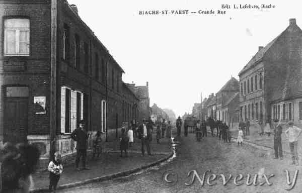 Biache st Waast, la rue principale