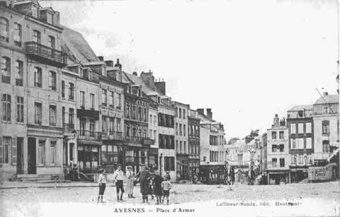 avesnes 59, la place d'Armes