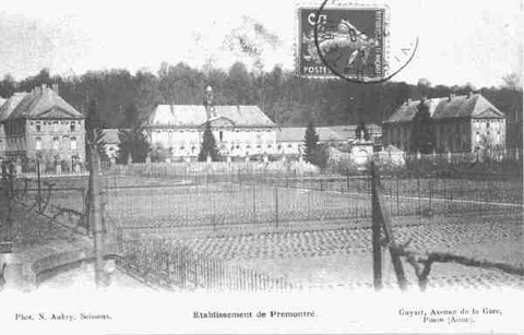 Prémontré vue ensemble hopital